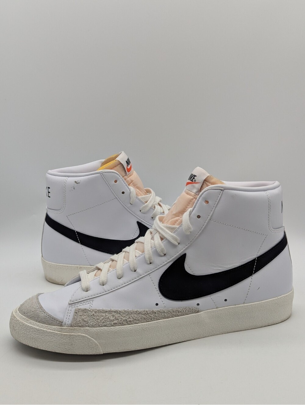 Nike Blazer Mid 77 Vintage Leather Mens Size 12 White Black Sneakers BQ6806-100